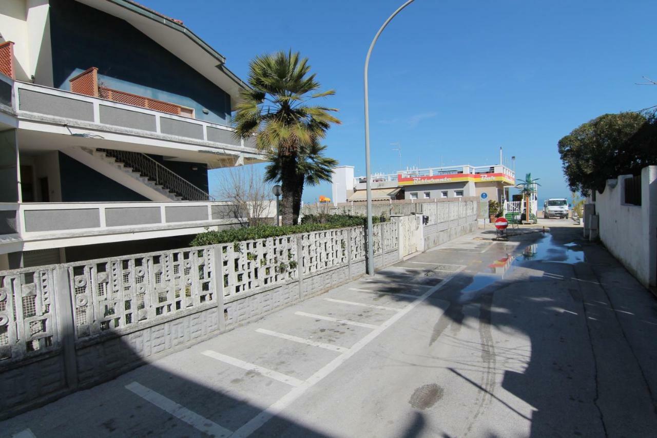Terrazza Sul Mare Appartement Francavilla Al Mare Buitenkant foto
